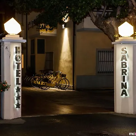 Hotel Sabrina-3